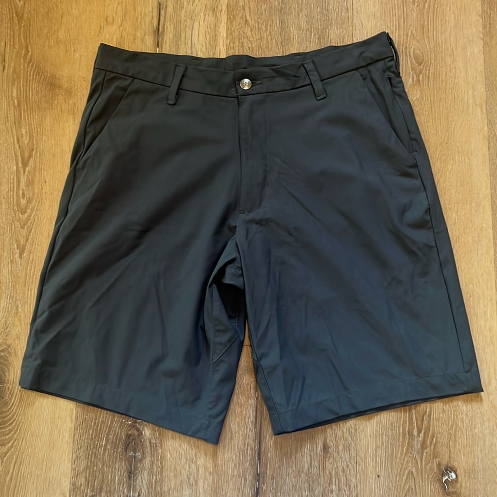 SwissTech Grey Shorts 34 Waist